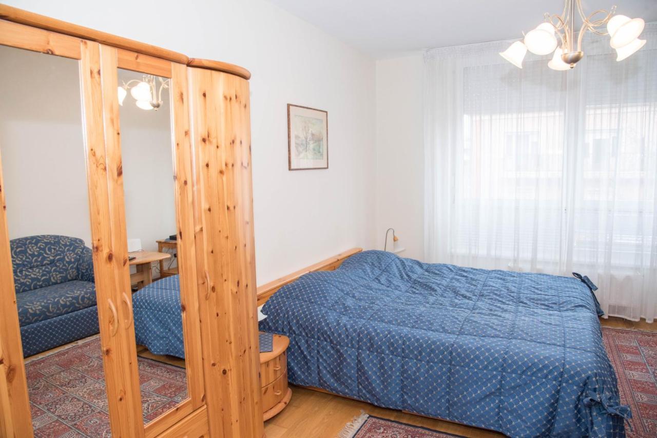 Centrum 2 Apartmanok ヘーヴィーズ エクステリア 写真
