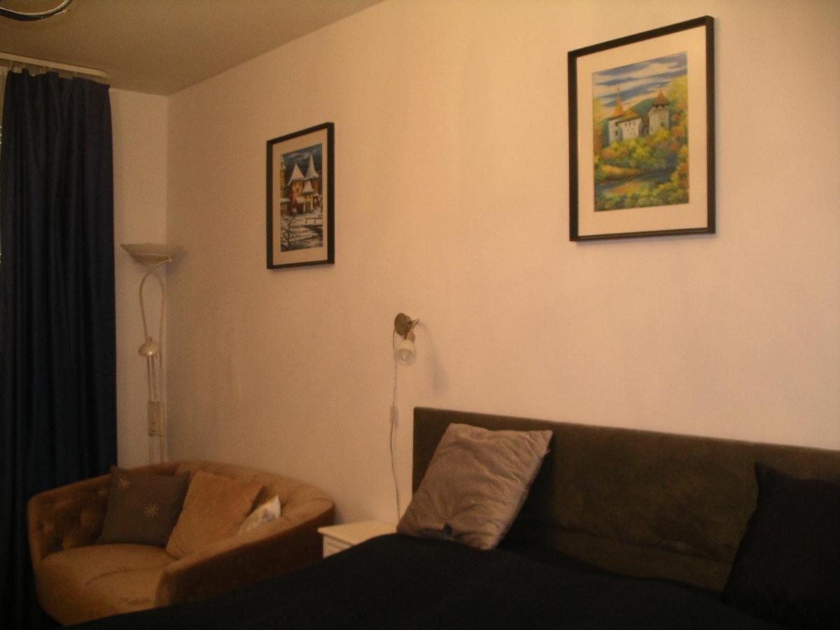 Centrum 2 Apartmanok ヘーヴィーズ エクステリア 写真