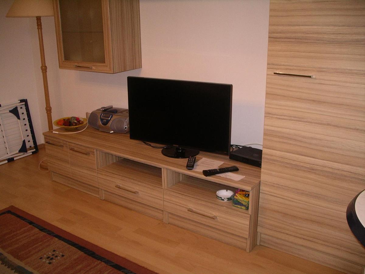 Centrum 2 Apartmanok ヘーヴィーズ エクステリア 写真