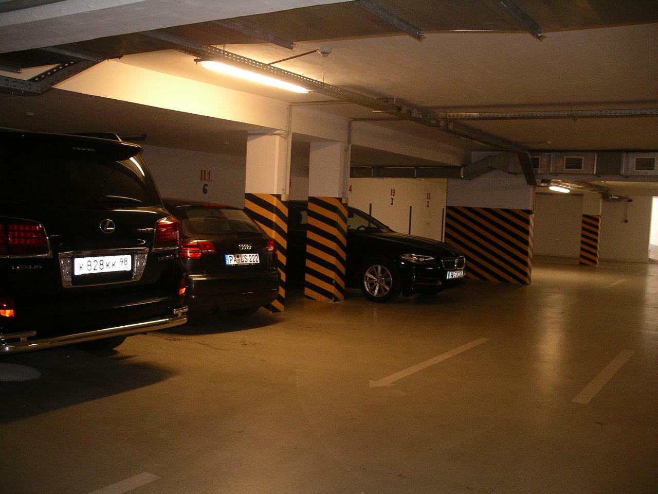 Centrum 2 Apartmanok ヘーヴィーズ エクステリア 写真